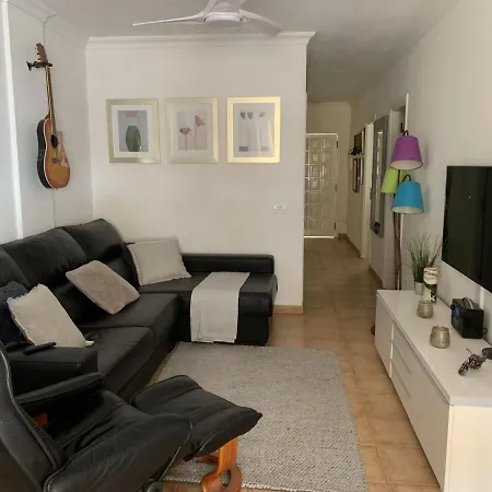شقة La Mar 2 Bed 2 Bath In Sought After Position Free Wifi